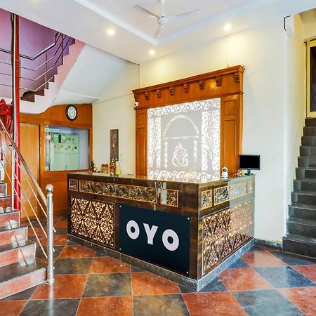Super Collection O 77115 Vaishnavi Palace Hyderabad Exterior foto